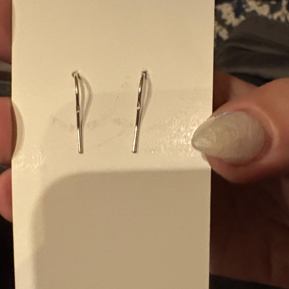 Sterling Silver .925 and  Pearl Nest Earrings, new, never worn. - Picture 3 of 4